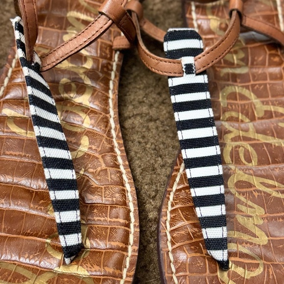 Sam Edelman Gigi T-Strap Sandal Black White Stripe size 7.5 - Picture 2 of 4